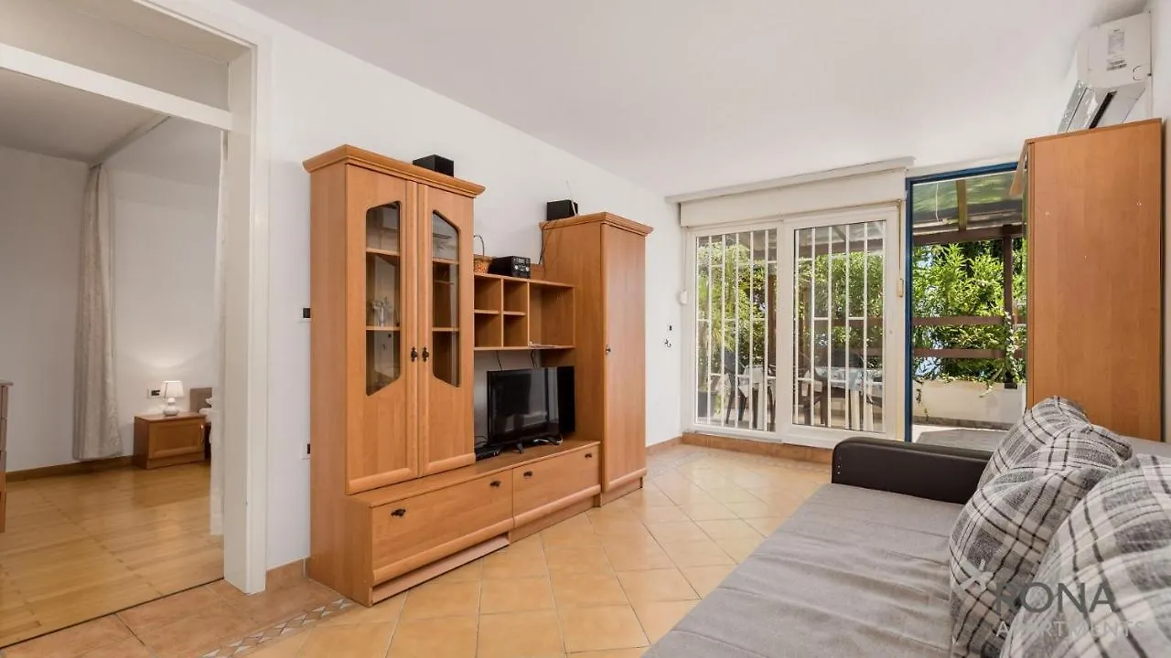 Rona Apartment Esko Icici 0*,  Croatia