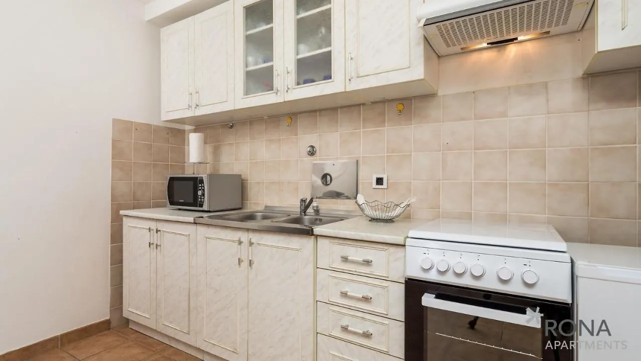 Rona Apartment Esko Icici 0*,  Croatia