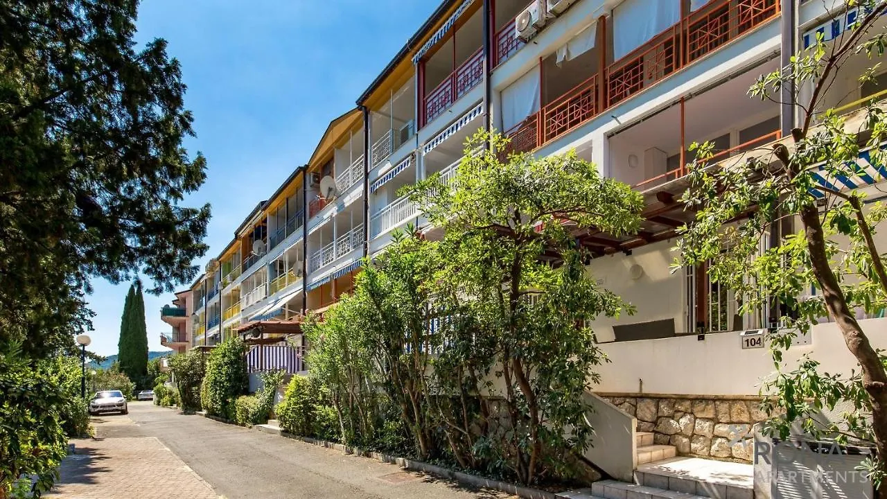 Rona Apartment Esko Icici